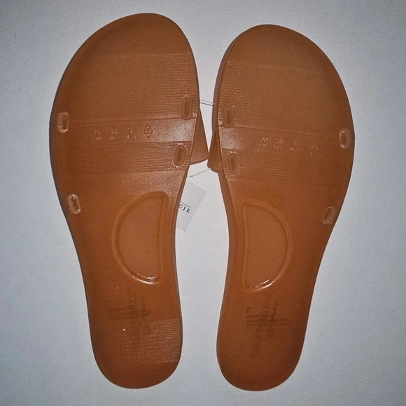 Matisse Jelly Slide Sandals - Picture 3 of 5